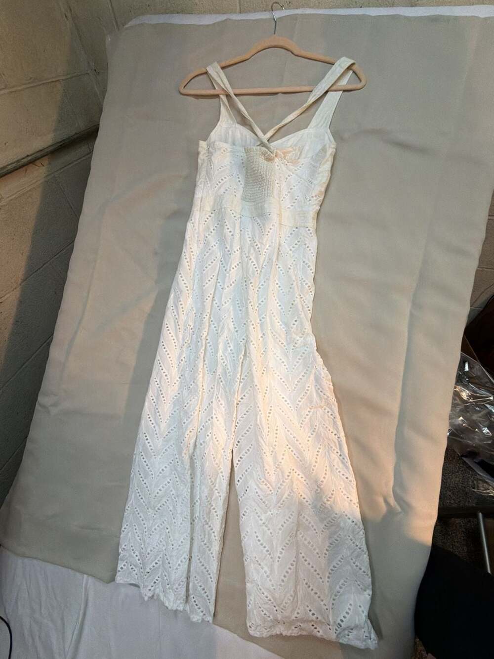 ett:twa by Anthropologie Alice Eyelet Crop Jumpsuit - Picture 2 of 3
